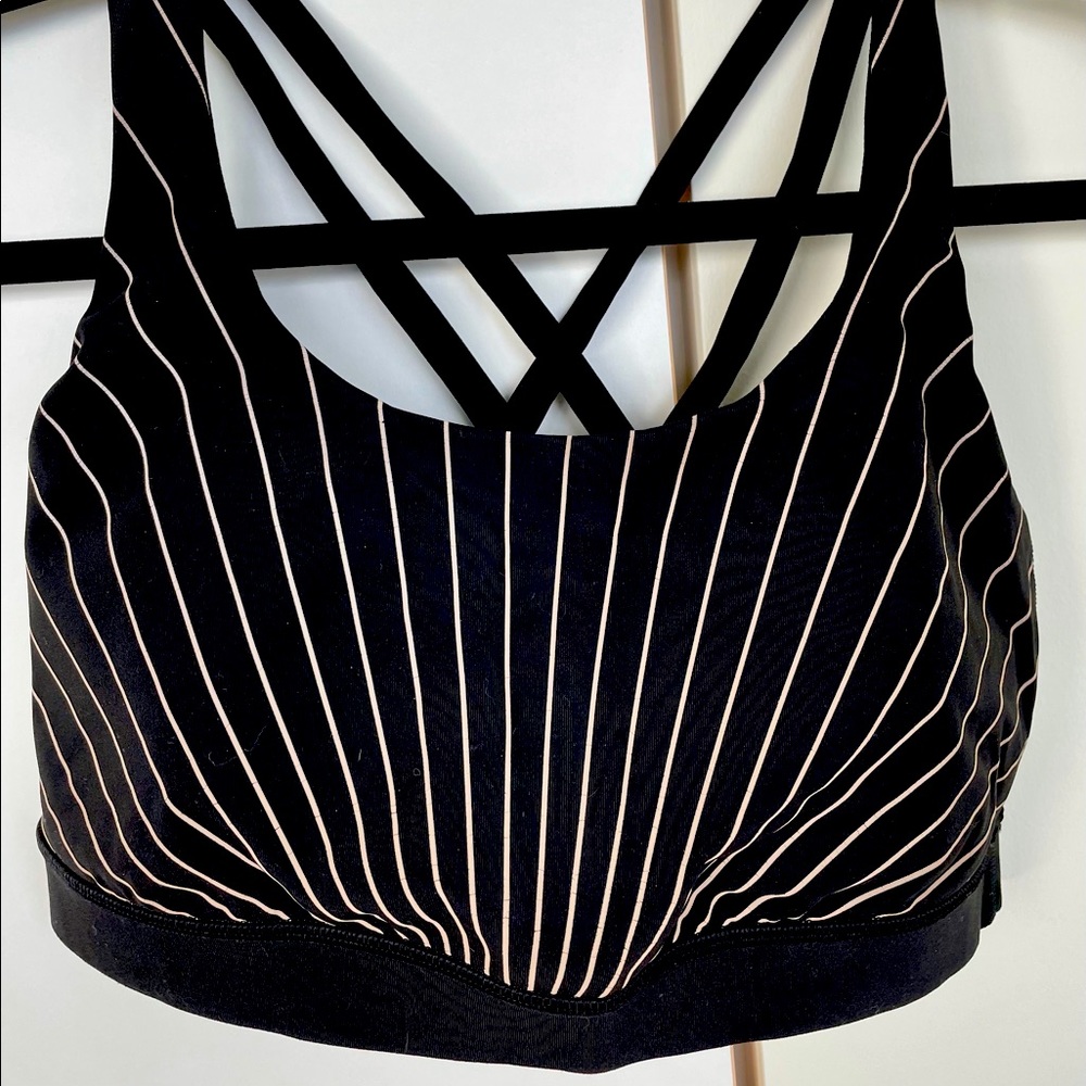 Lululemon Barry’s Collection Racerback Sportsbra